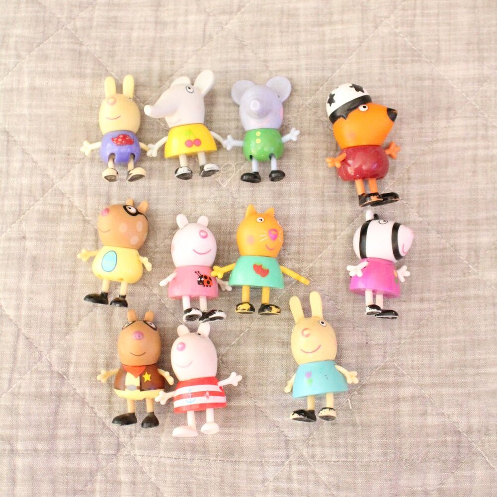 Peppa Pig FRIENDS Figures Lot of 11